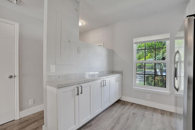 9913 NW 57TH Manor ., Coral Springs, FL 33076