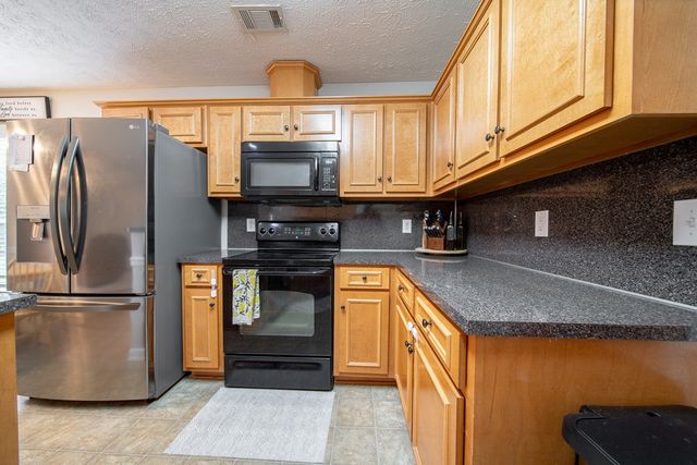 9033 Sonoma Pointe Drive, Columbus, GA 31909