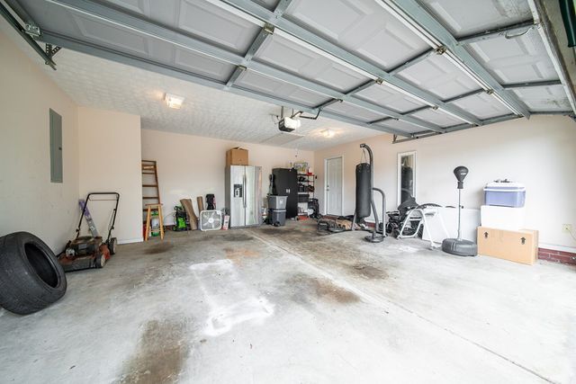9033 Sonoma Pointe Drive, Columbus, GA 31909