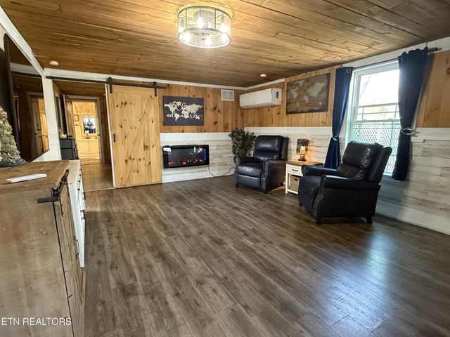 1995 Clarkrange-Monterey Hwy, Monterey, TN 38574