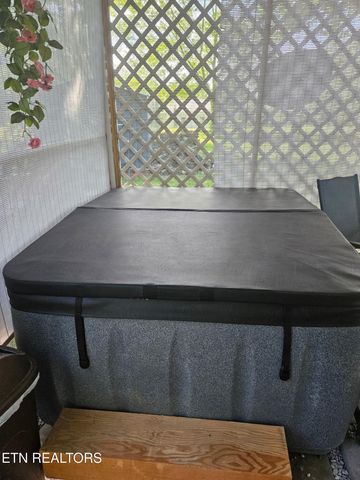 1995 Clarkrange-Monterey Hwy, Monterey, TN 38574