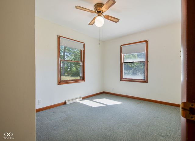 9166 W CO RD 50 N, Greensburg, IN 47240