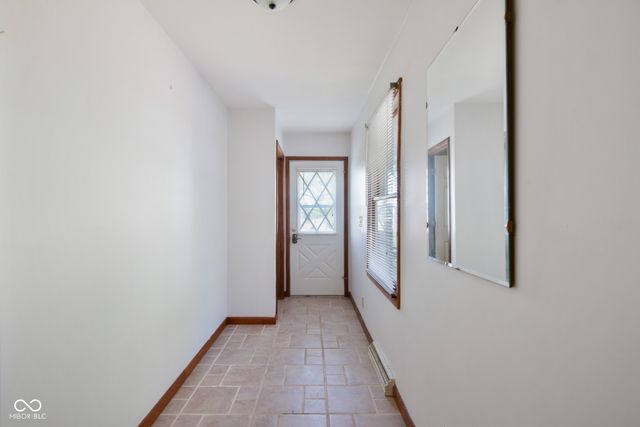 9166 W CO RD 50 N, Greensburg, IN 47240