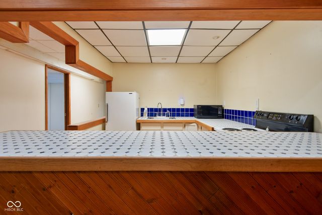 9166 W CO RD 50 N, Greensburg, IN 47240