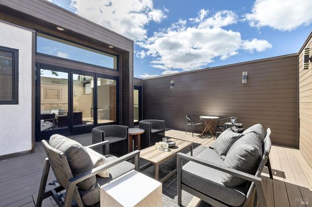 321 Loring Ave, Mill Valley, CA 94941