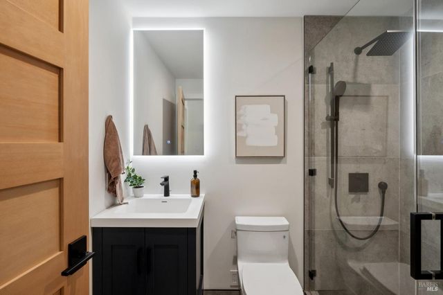 321 Loring Ave, Mill Valley, CA 94941