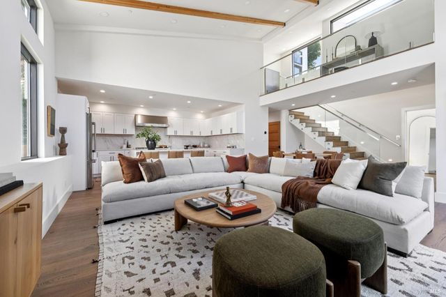 321 Loring Ave, Mill Valley, CA 94941