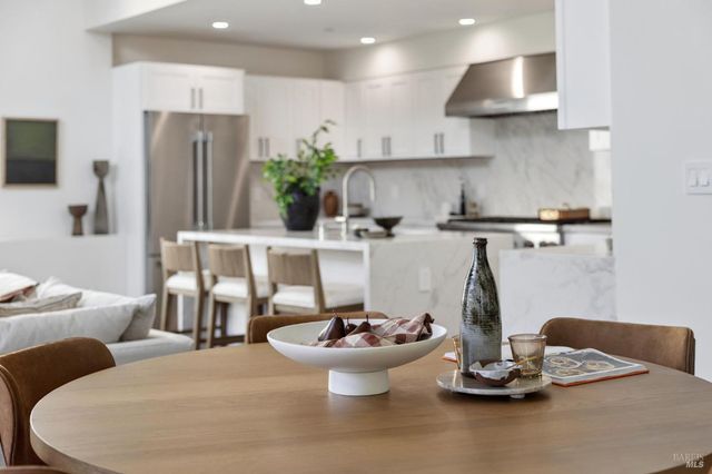 321 Loring Ave, Mill Valley, CA 94941