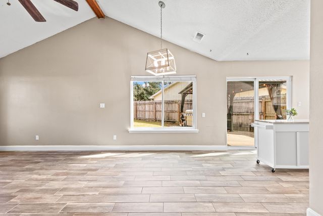 1833 Hunters Path, Fort Walton Beach, FL 32547