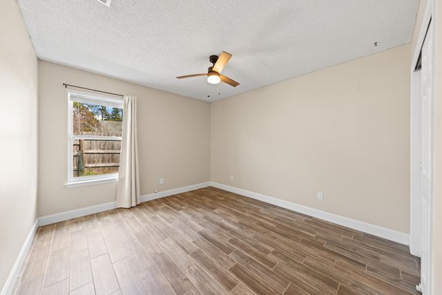 1833 Hunters Path, Fort Walton Beach, FL 32547