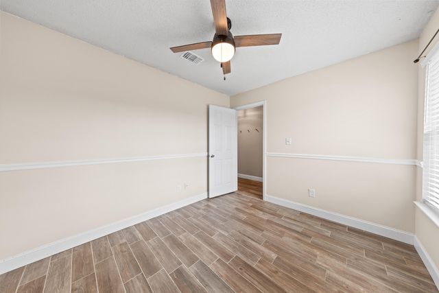 1833 Hunters Path, Fort Walton Beach, FL 32547