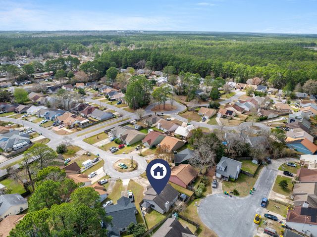 1833 Hunters Path, Fort Walton Beach, FL 32547