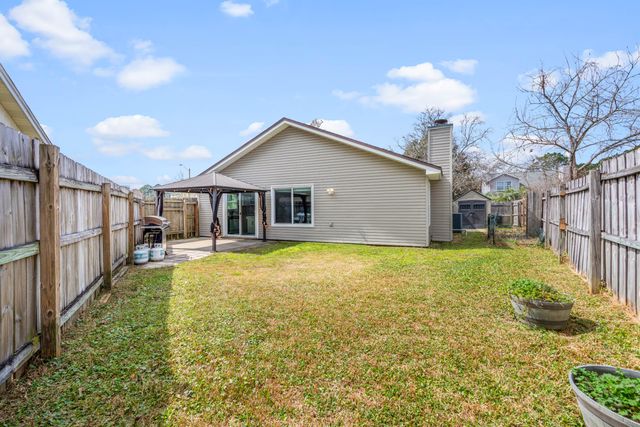 1833 Hunters Path, Fort Walton Beach, FL 32547