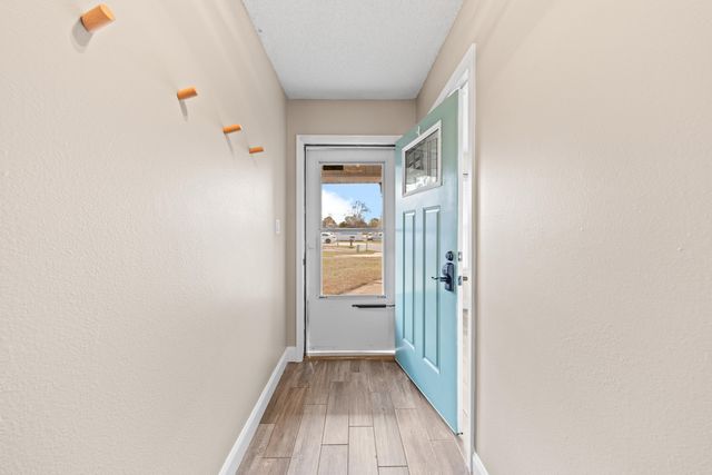 1833 Hunters Path, Fort Walton Beach, FL 32547