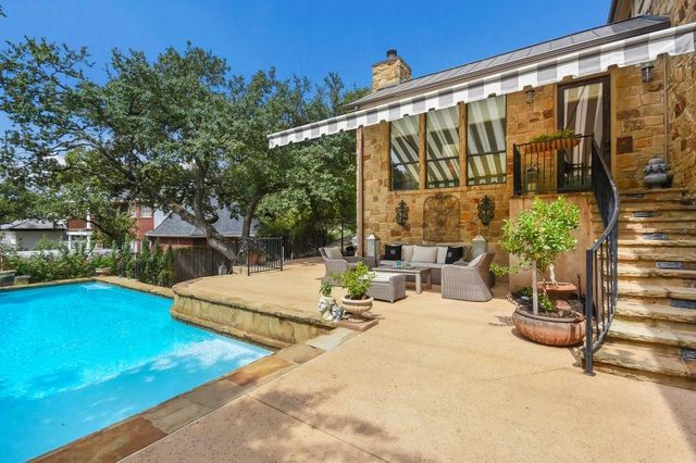 303 ROLLING GREEN DR, Lakeway, TX 78734