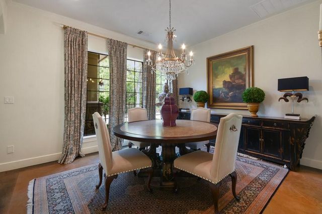 303 ROLLING GREEN DR, Lakeway, TX 78734