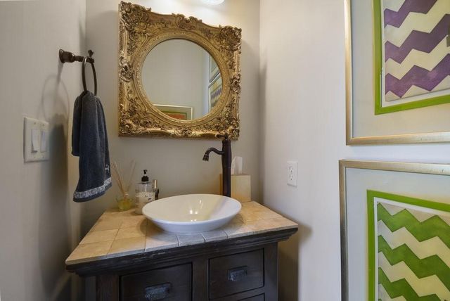 303 ROLLING GREEN DR, Lakeway, TX 78734