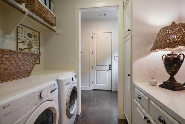 303 ROLLING GREEN DR, Lakeway, TX 78734