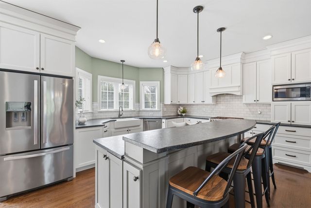 2 Goldenrod Lane, Concord, NH 03301