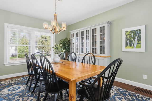 2 Goldenrod Lane, Concord, NH 03301
