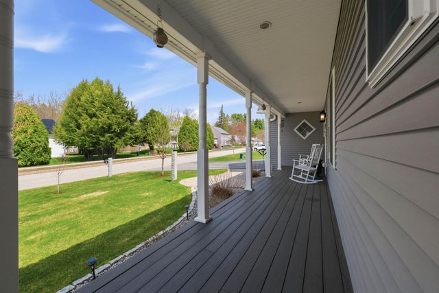 2 Goldenrod Lane, Concord, NH 03301