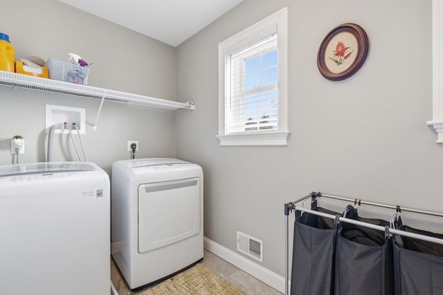 2 Goldenrod Lane, Concord, NH 03301