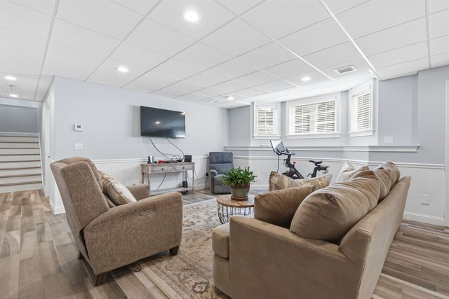 2 Goldenrod Lane, Concord, NH 03301