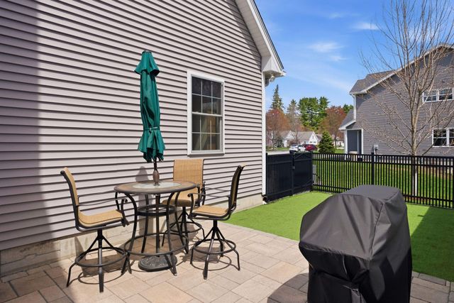 2 Goldenrod Lane, Concord, NH 03301