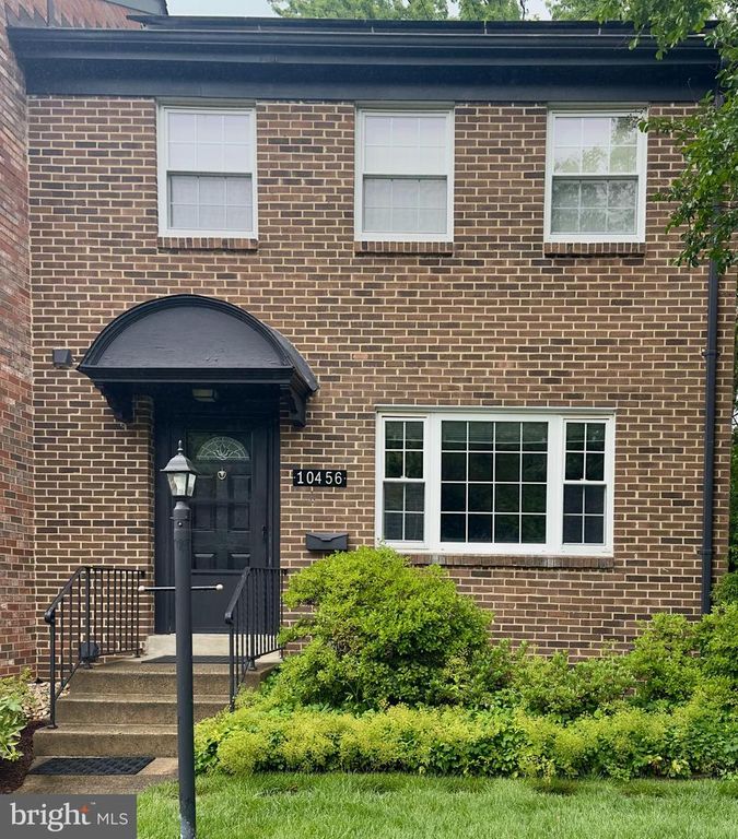 10456 ARMSTRONG ST, Fairfax, VA 22030