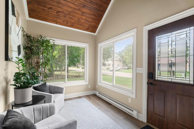 110 N Harrison STREET, North Prairie, WI 53153