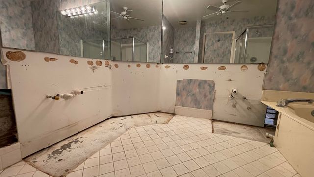 5250 Europa Drive B, Boynton Beach, FL 33437