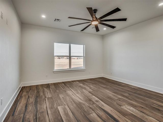 7331 NE Hawk Drive, Piedmont, OK 73078