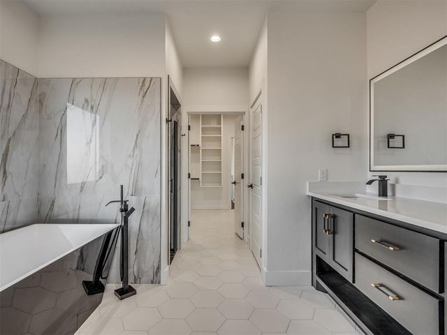 7331 NE Hawk Drive, Piedmont, OK 73078