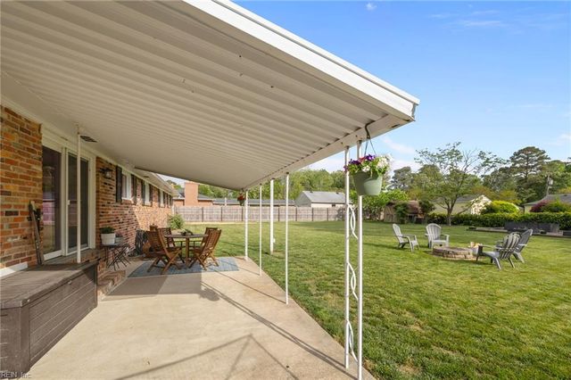 2333 Dodd DR, Virginia Beach, VA 23454