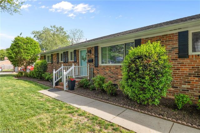 2333 Dodd DR, Virginia Beach, VA 23454