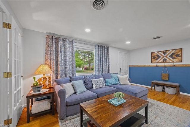 2333 Dodd DR, Virginia Beach, VA 23454