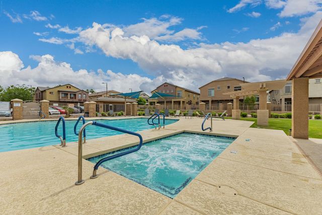 1350 S Greenfield Road Unit 2205, Mesa, AZ 85206