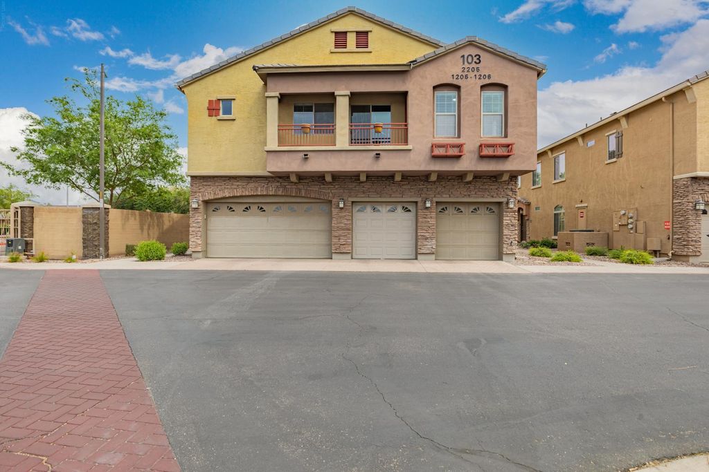 1350 S Greenfield Road Unit 2205, Mesa, AZ 85206