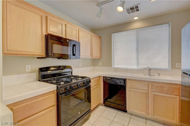 9664 Belle Regal Street, Las Vegas, NV 89123
