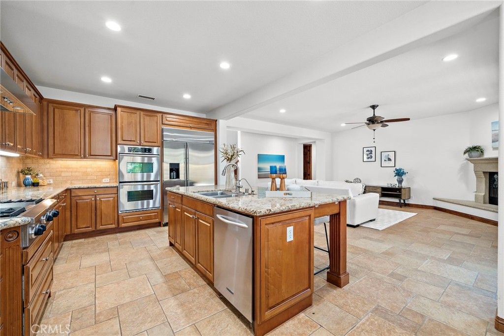 Image 12 of property listing at 28 Drackert Lane, Ladera Ranch, CA 92694