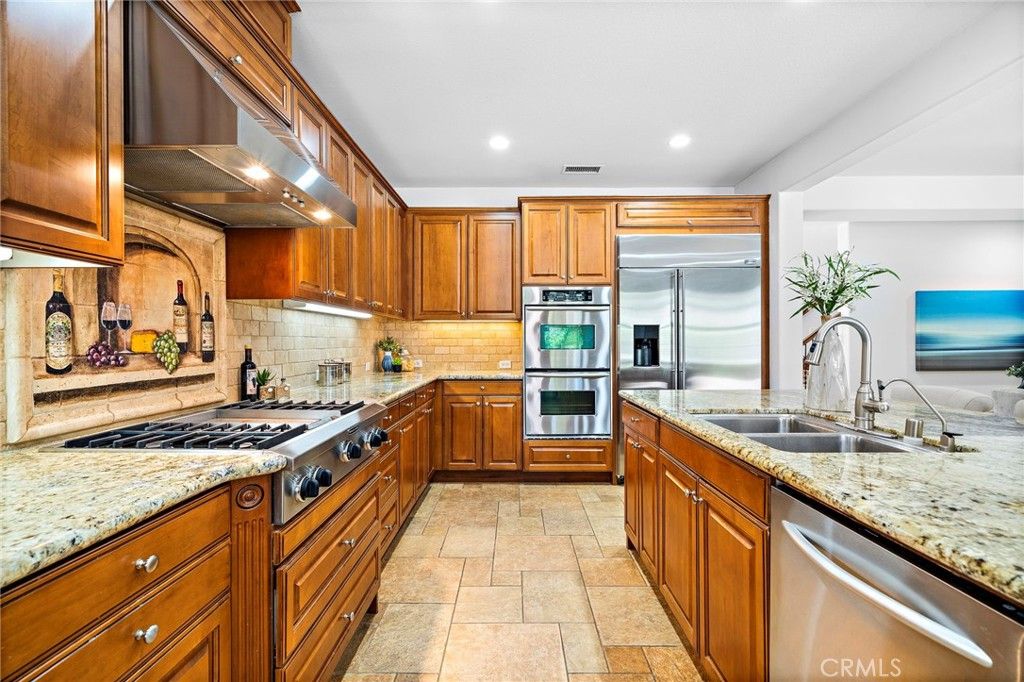 Image 18 of property listing at 28 Drackert Lane, Ladera Ranch, CA 92694