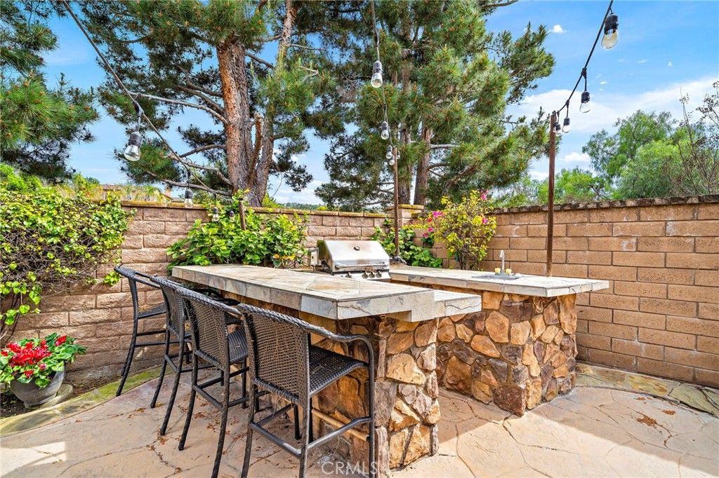 Image 25 of property listing at 28 Drackert Lane, Ladera Ranch, CA 92694