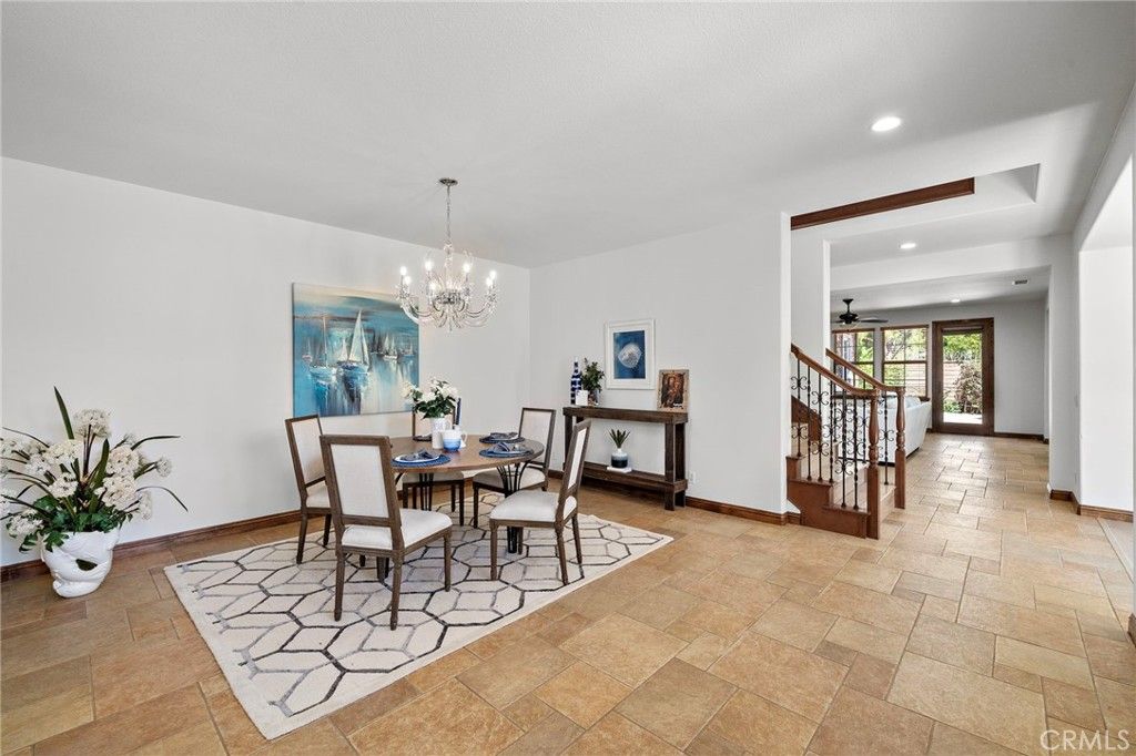 Image 4 of property listing at 28 Drackert Lane, Ladera Ranch, CA 92694