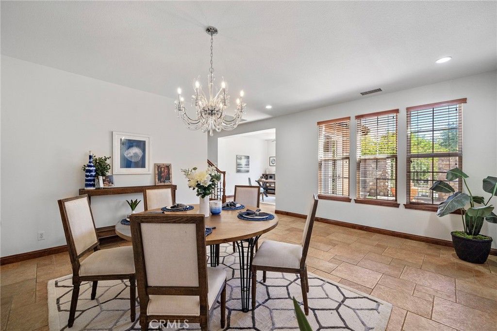 Image 6 of property listing at 28 Drackert Lane, Ladera Ranch, CA 92694