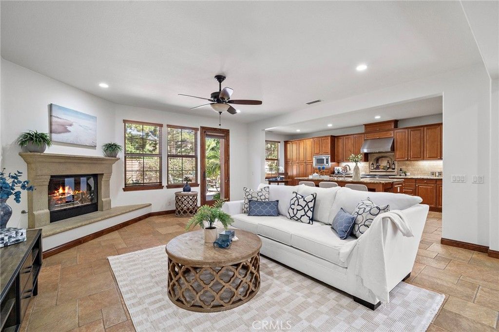 Image 9 of property listing at 28 Drackert Lane, Ladera Ranch, CA 92694