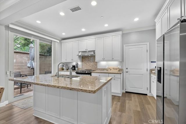 268 Overbrook, Irvine, CA 92620