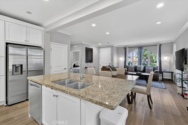 268 Overbrook, Irvine, CA 92620