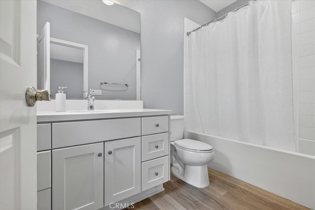 268 Overbrook, Irvine, CA 92620