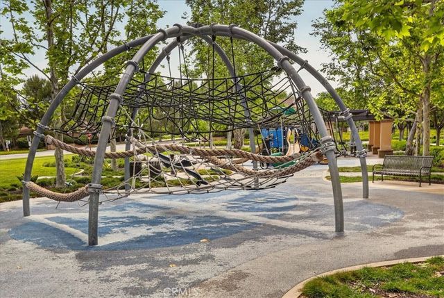 268 Overbrook, Irvine, CA 92620