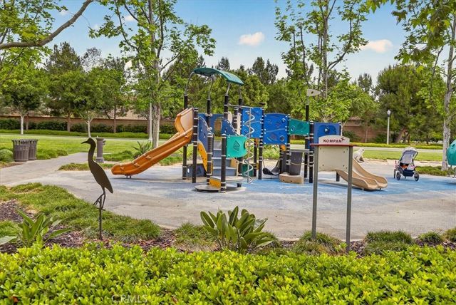 268 Overbrook, Irvine, CA 92620